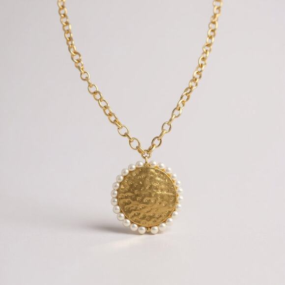 Chico’s Abilene Pearl-Trim Hammered Gold Statement Pendant Necklace | NWT - Picture 7 of 7